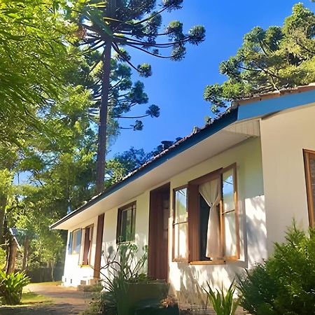 Chale Regiao Turistica - Conforto Na Natureza Campos do Jordão エクステリア 写真
